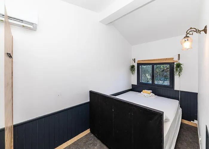 Cozy In Okrug Gornji Appartement Trogir