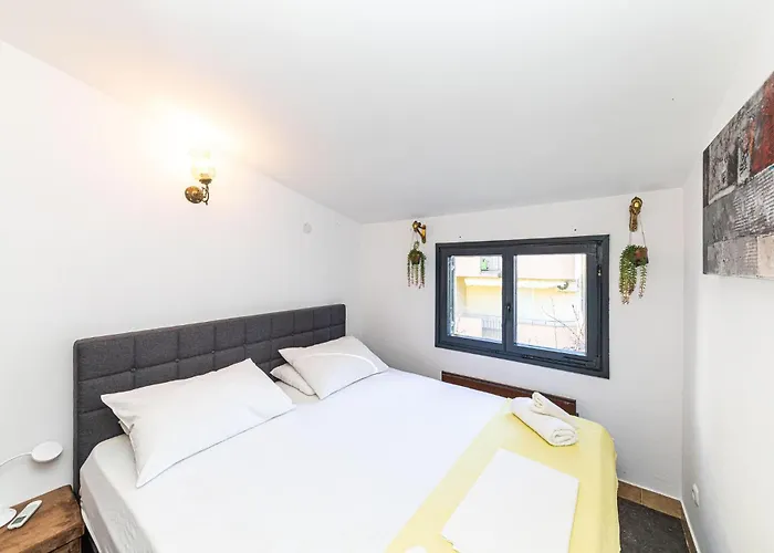 Appartement Cozy In Okrug Gornji