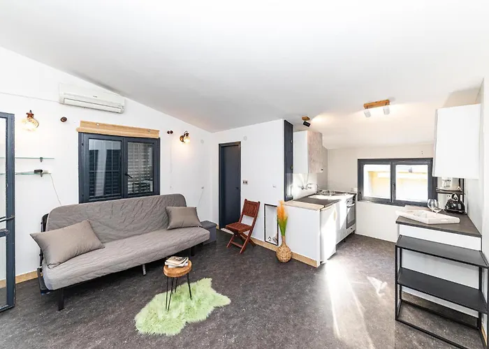 Appartement Cozy In Okrug Gornji Trogir