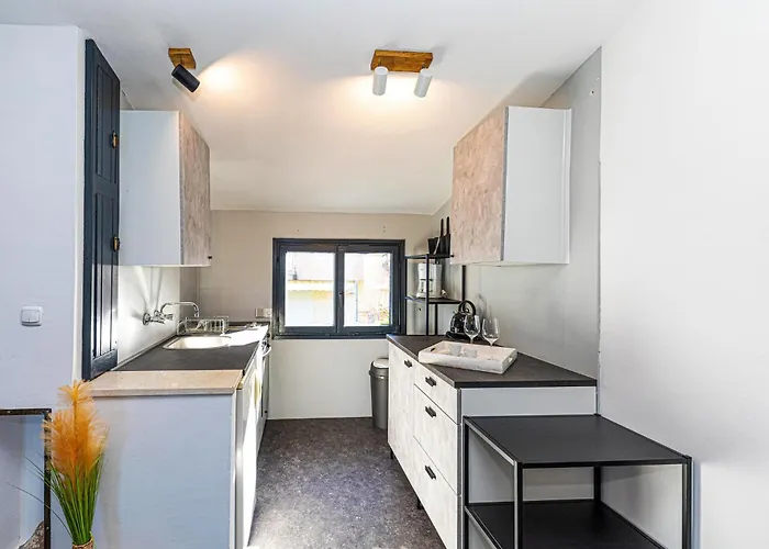 Cozy In Okrug Gornji Apartmán Trogir